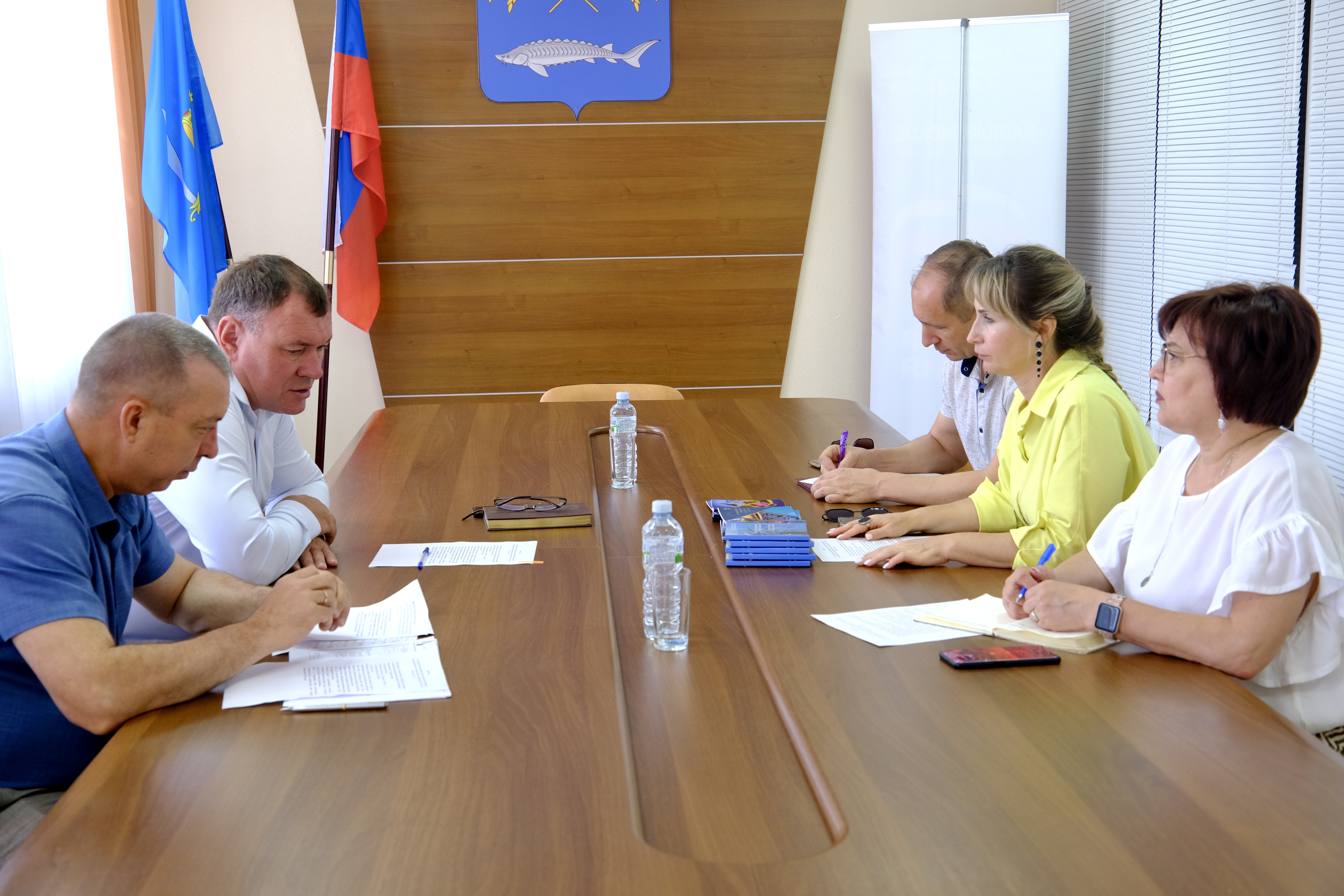 The investment potential of Kamyzyaksky district was discussed at a working meeting